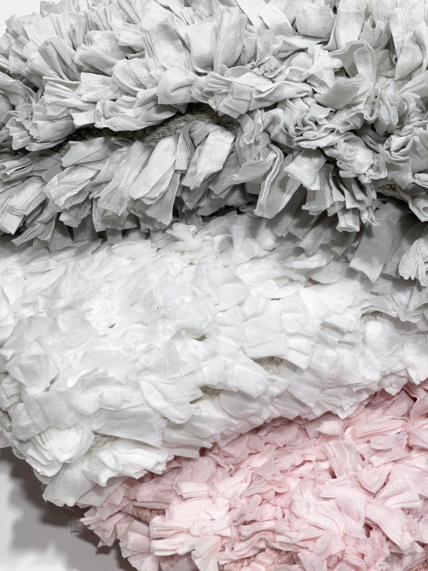 BADEROMSMATTE DEEP RUFFLE HVIT